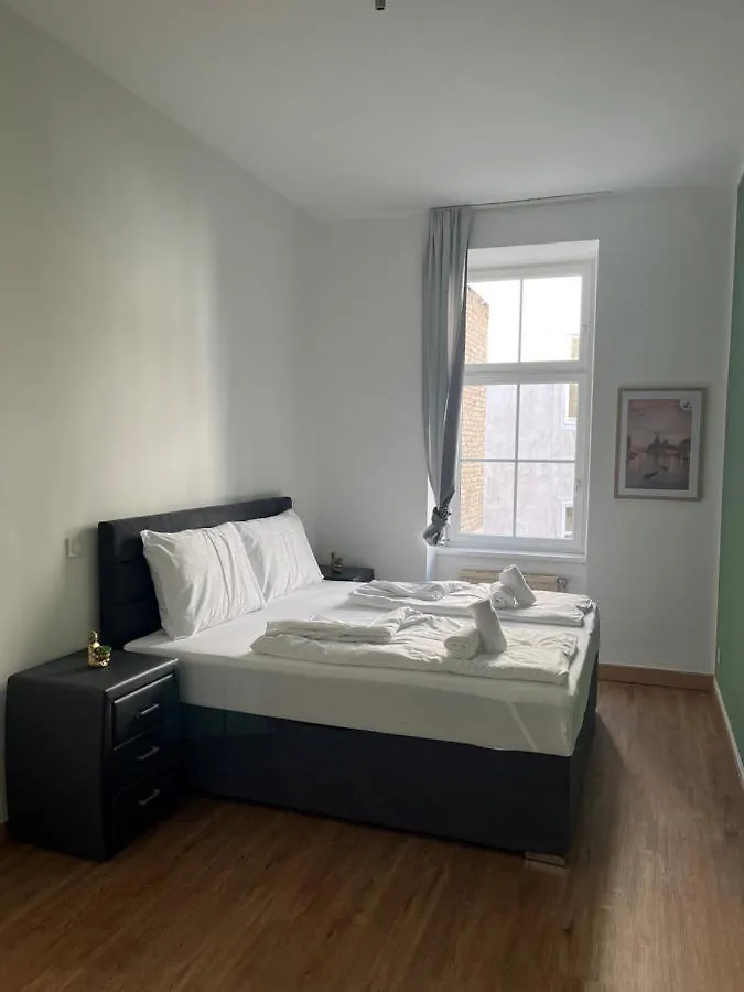 Zm Apartment Wiedeń 0*,